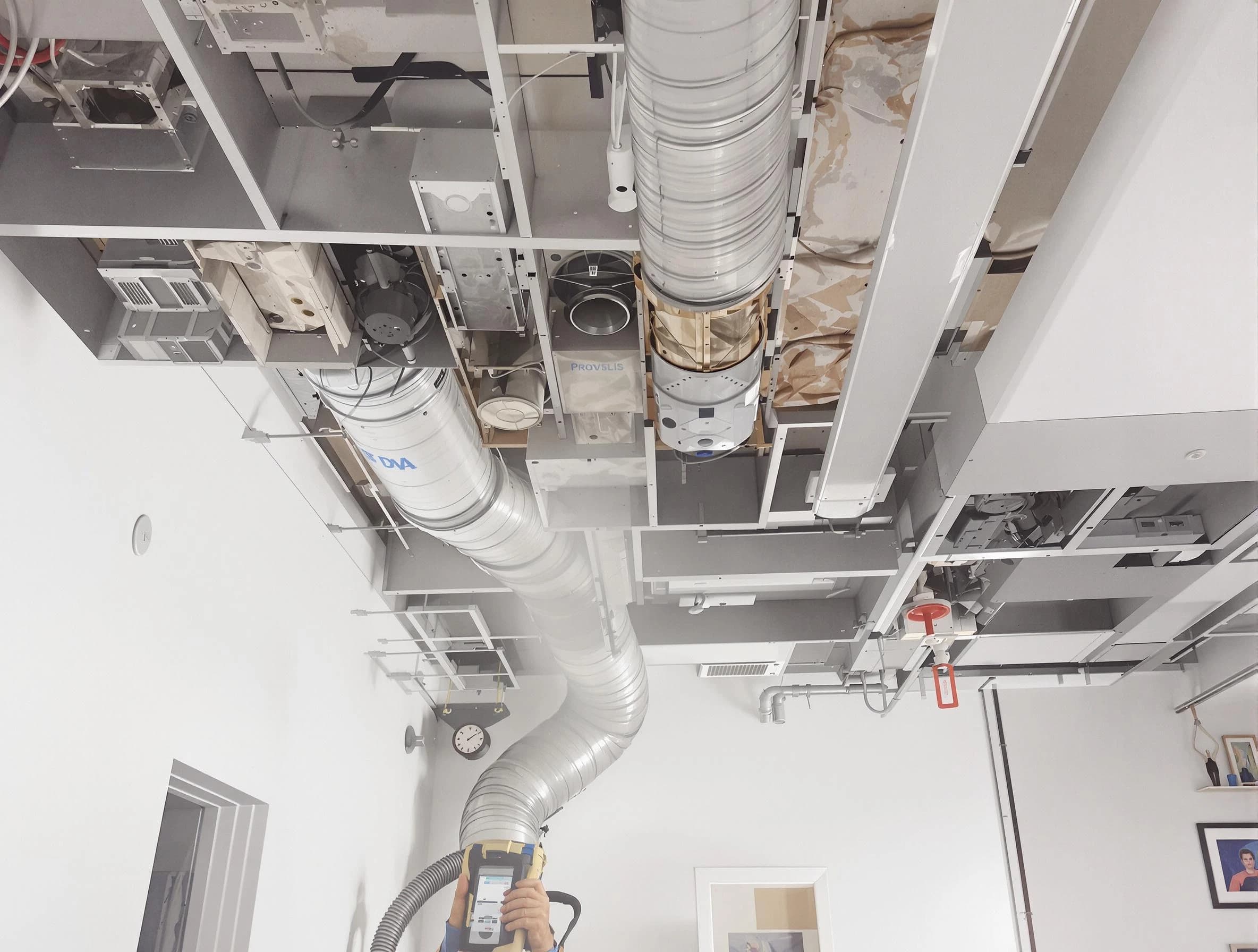 Professional air duct cleaning service by Phoenix Air Duct Cleaning in Phoenix